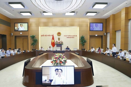 Ủy ban Thường vụ Quốc hội cho ý kiến về dự án Luật Viễn thông sửa đổi