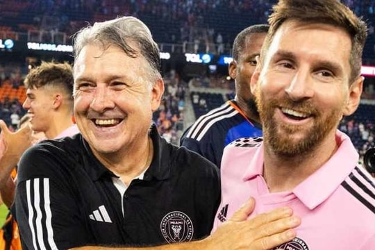 Huấn luyện viên Inter Miami tiết lộ tin bất ngờ về Messi