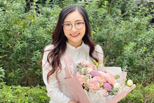 Thủ khoa đầu tiên đạt điểm tuyệt đối, được nhận vào Big 4 của Kinh tế Quốc dân