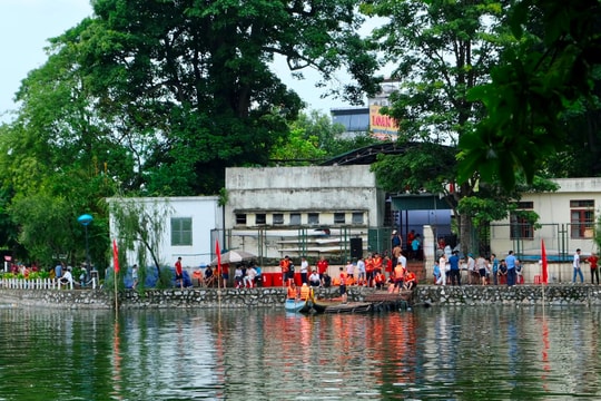  Nên kéo dài thời gian giải đua thuyền chải