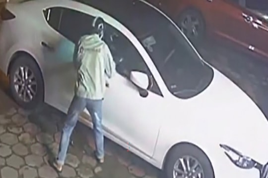Bắt 4 nghi phạm đập hàng loạt kính ô tô, trộm cắp tài sản ở Vĩnh Phúc