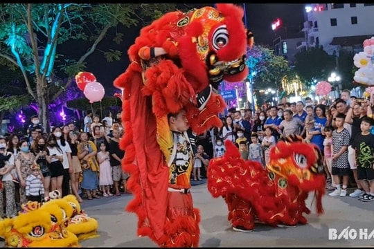 Múa lân rồng ở phố đi bộ, chợ đêm Bạch Đằng cuối tuần này