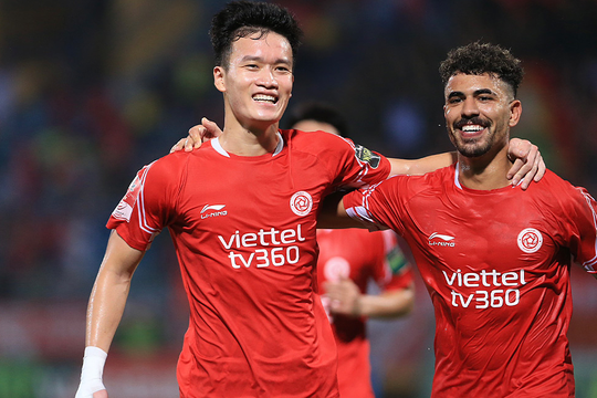Nguyễn Hoàng Đức giành giải Cầu thủ hay nhất V-League 2023