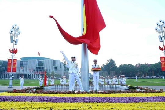 Flag-hoisting ceremony in celebration of 78th National Day of Vietnam