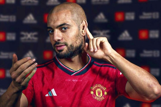 Man Utd đón thêm Sofyan Amrabat giờ chót chuyển nhượng