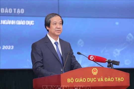 Muốn có trường học hạnh phúc, phải có người thầy chuẩn mực