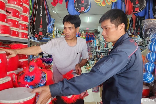 Đồ chơi Trung thu truyền thống chiếm ưu thế