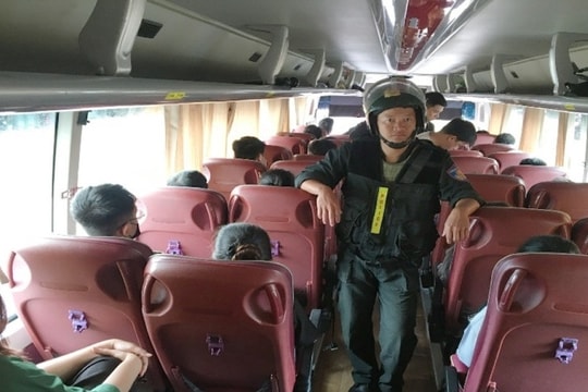 Bắt tổng giám đốc và 120 nhân viên bán "dự án ma"