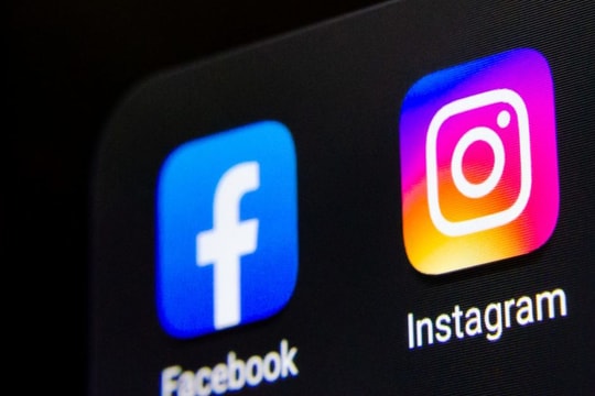 Sắp có phiên bản trả phí của Facebook và Instagram