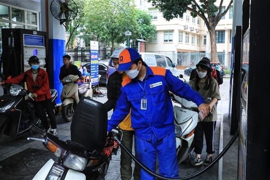 Giá xăng dầu tăng lần thứ 3 liên tiếp từ đầu năm 2025