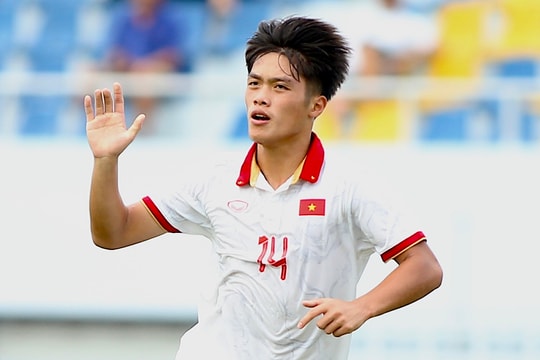 Huấn luyện viên Troussier chốt danh sách U23 Việt Nam dự vòng loại U23 châu Á