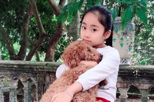 Học sinh ở Tứ Kỳ nhặt được tập tiền 500.000 đồng trả lại người mất