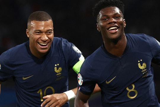 Mbappe đưa Pháp tiến sát vé dự Euro