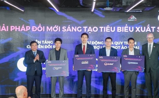 Công bố 12 giải pháp xuất sắc thúc đẩy chuyển đổi số doanh nghiệp