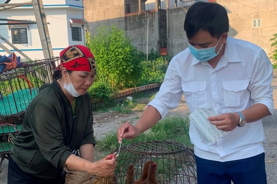 Hải Dương lấy mẫu kiểm tra cúm gia cầm tại các chợ