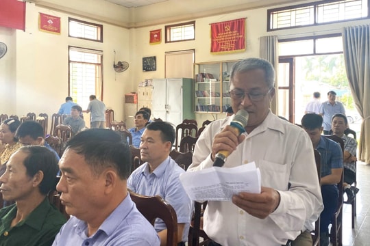 Người dân xã Việt Hồng đề nghị xử lý nghiêm xe tự chế, xe quá tải tham gia giao thông 
