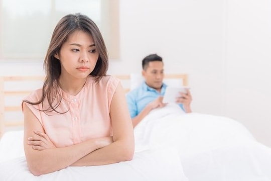 Làm gì khi có cảm giác ghen tuông?