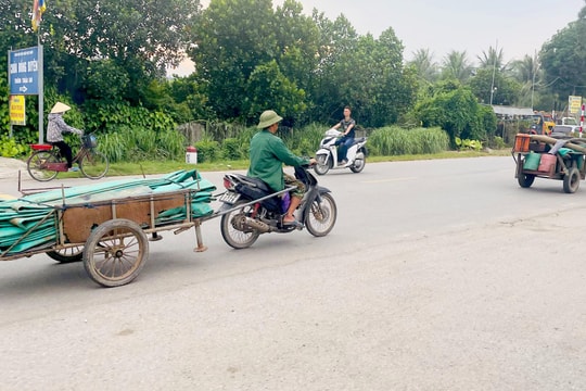 Xe tự chế vẫn hoạt động trên đường 391