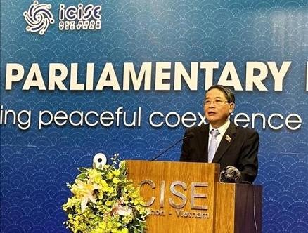 Phó Chủ tịch Quốc hội Nguyễn Đức Hải dự Hội thảo "Khoa học vì hòa bình"