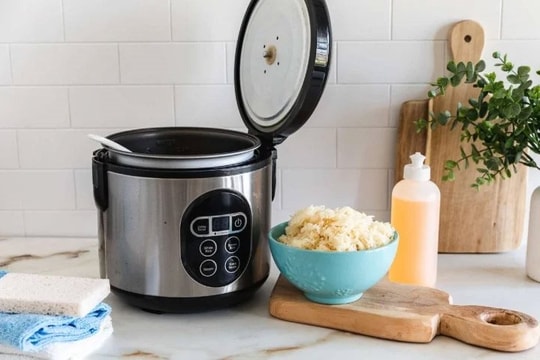 5 cách khử mùi nồi cơm điện hiệu quả