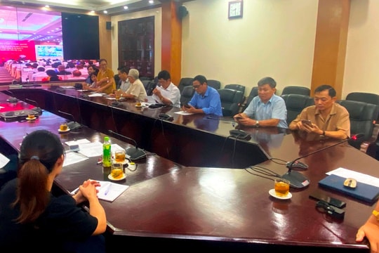 Hoàn thiện tổ chức cấp Hội Người cao tuổi tại các địa phương
