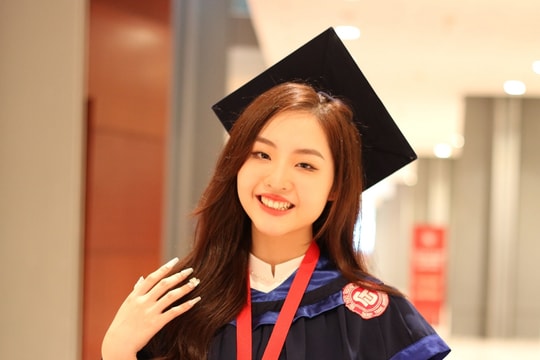 Từ lần bật khóc vì một điểm C đến nữ sinh tiêu biểu Trường Đại học Ngoại thương