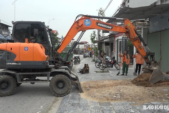 Giải tỏa vi phạm hành lang giao thông phục vụ Festival Chí Linh-Hải Dương 2023