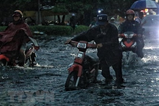 Bắc Bộ duy trì mưa dông đến hết ngày 14/9, đề phòng lũ quét