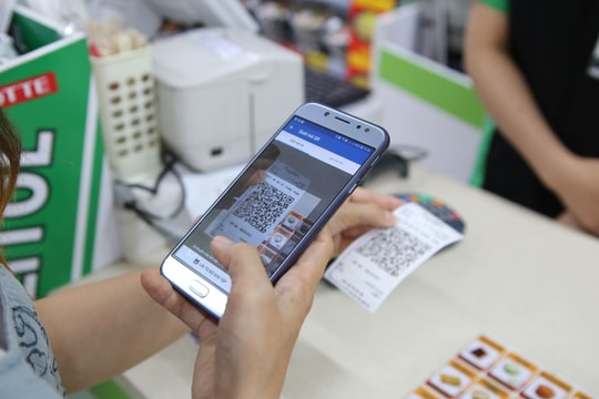Những lợi ích khi Việt Nam tham gia thanh toán xuyên biên giới
