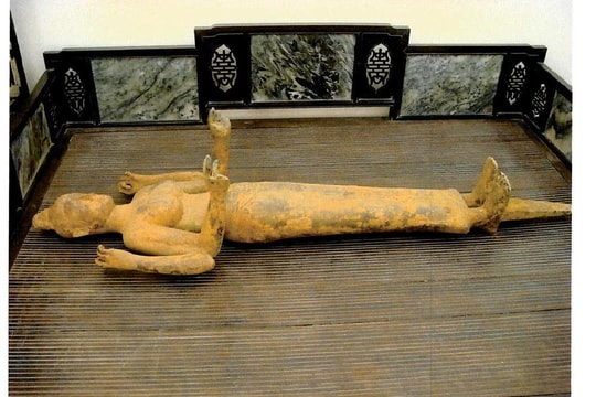 Việt Nam tiếp nhận bàn giao pho tượng đồng Nữ thần Durga đặc biệt quý hiếm bị đánh cắp