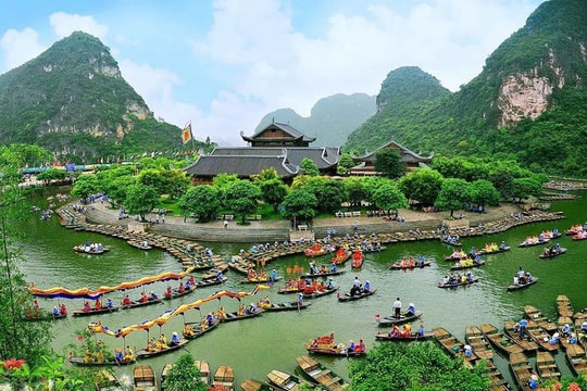 Mây nước Tràng An