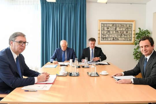 EU cảnh báo Serbia và Kosovo sau khi đàm phán đổ vỡ
