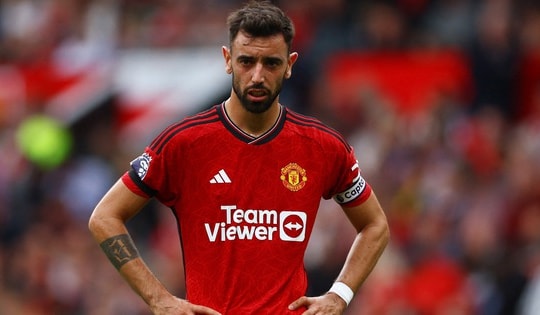 Brighton nhấn chìm Man United tại Old Trafford