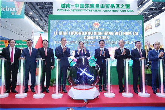 Mong muốn Việt Nam trở thành điểm trung chuyển hàng hóa giữa ASEAN - Trung Quốc
