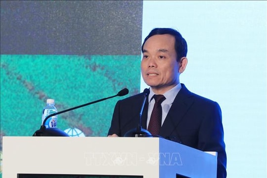 Xây dựng hình ảnh các hãng hàng không an toàn và thân thiện