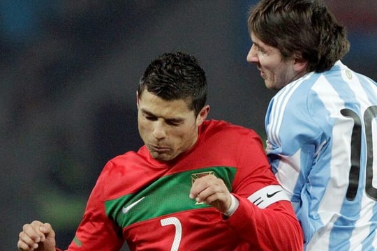 Messi có thể đối đầu Ronaldo tại giải mới