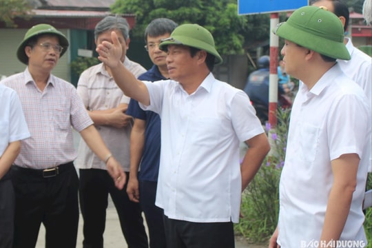 Tăng cường bảo đảm an toàn giao thông khu vực cổng trường học ở Hải Dương