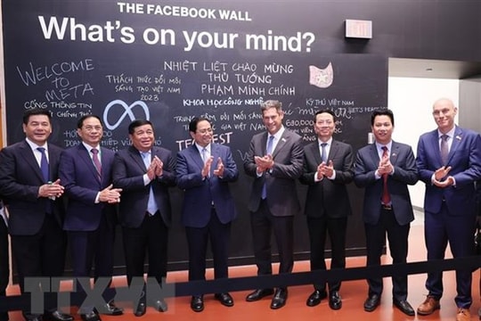 PM visits leading tech firms in Silicon Valley