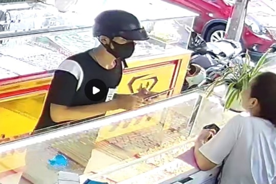 Bắt giữ thanh niên cướp tiệm vàng ở Đà Nẵng