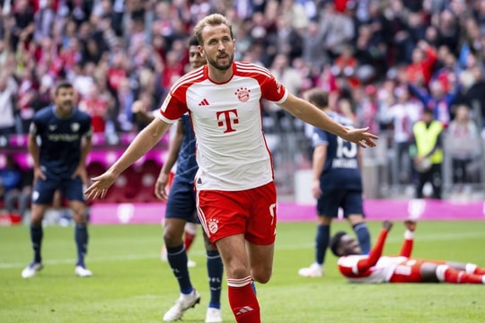 Kane lập kỷ lục chưa từng có, đưa Bayern trở lại vị trí quen thuộc