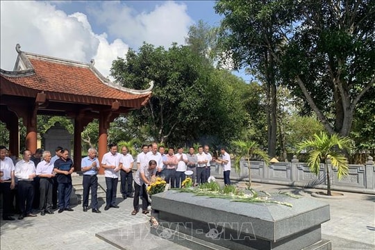 Tôn vinh những cống hiến của Đại thi hào Nguyễn Du đối với văn hóa dân tộc và nhân loại