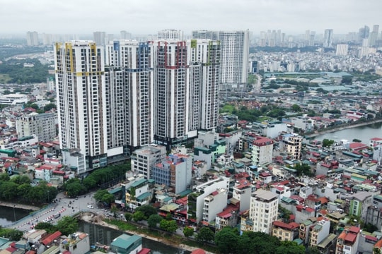 Giá bán căn hộ tại TP Hồ Chí Minh cao gấp 3 lần Hà Nội