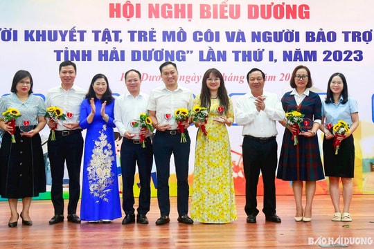Hải Dương lần đầu biểu dương người khuyết tật, trẻ mồ côi, nhà bảo trợ tiêu biểu