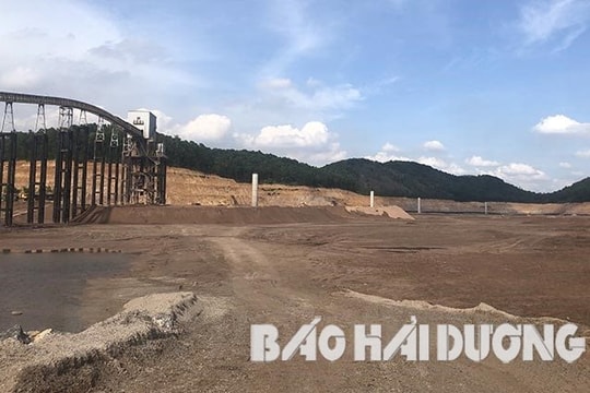 Kiểm tra kết quả khắc phục ô nhiễm trong chuyển giao chất thải tro, xỉ tại Nhiệt điện BOT Hải Dương