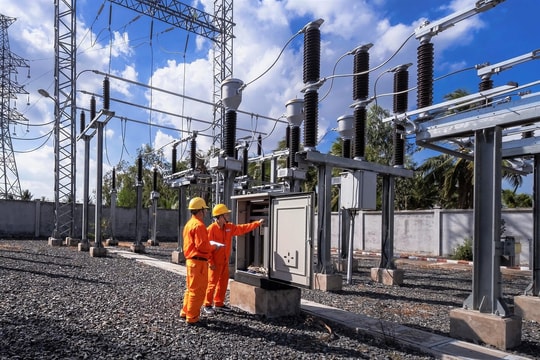 Phó Thủ tướng Trần Hồng Hà yêu cầu bảo đảm cung ứng điện cuối năm 2023 và năm 2024