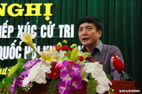 Tổng Thư ký, Chủ nhiệm Văn phòng Quốc hội Bùi Văn Cường tiếp xúc cử tri huyện Thanh Miện