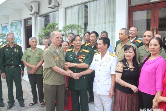 Gặp mặt, ra mắt Ban liên lạc cựu chiến binh trung đoàn cận vệ 246 khu vực Hải Hưng