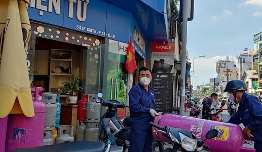 Giá gas tăng lần thứ 4 liên tiếp