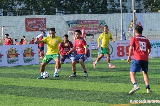 Hải Dương vô địch cúp Serie D Giải bóng đá doanh nhân trẻ toàn quốc
