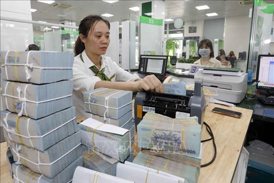 Giảm tỷ lệ vốn ngắn hạn cho vay trung, dài hạn có tăng áp lực lên ngân hàng?